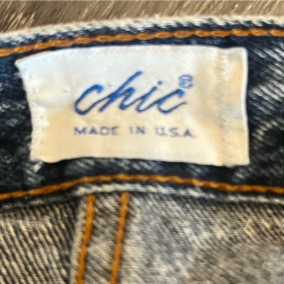 Vintage 80s Chic Acid Wash high-waisted pleated tapered leg denim mom jeans 6 - Picture 6 of 13